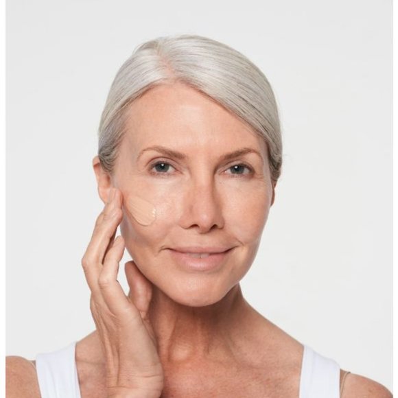 MakeSense® Color Correcting Tinted Moisturizer Light-Medium CCTM - Picture 5 of 10